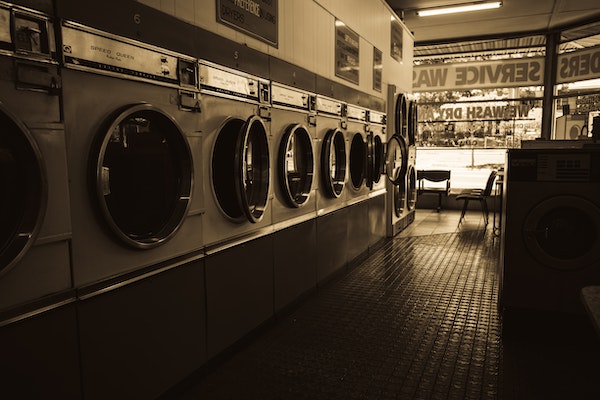 how to identify true commercial laundry equipment supplier for your business